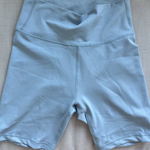 🩵 All Fenix CloudCore Bike Shorts Light Blue Size S 🩵 - Picture 1 of 11